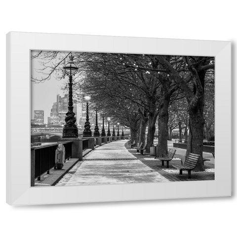 Thames promenade-London White Modern Wood Framed Art Print by Frank, Assaf