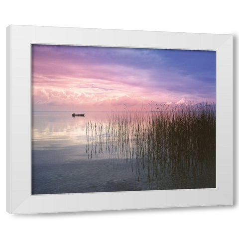 SETTING SUN II White Modern Wood Framed Art Print by Weissing, Gerd