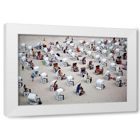 L Alveare White Modern Wood Framed Art Print by Latta, Massimo Della