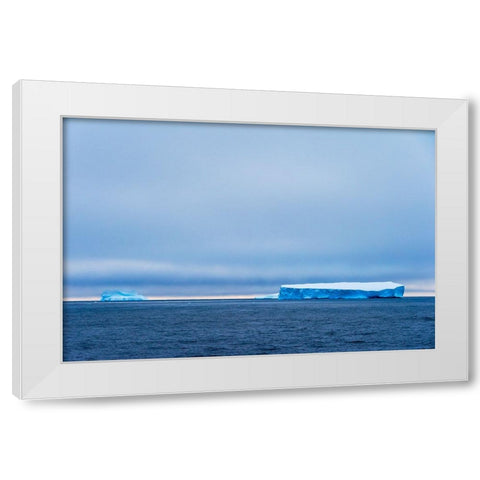 Iceberg in South Atlantic Ocean-Antarctica White Modern Wood Framed Art Print by Su, Keren