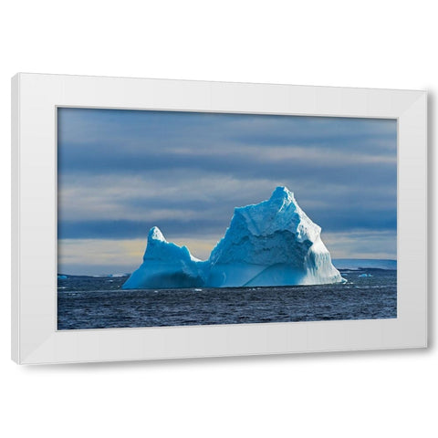Iceberg in South Atlantic Ocean-Antarctica White Modern Wood Framed Art Print by Su, Keren