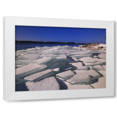Canada, Ontario, Rossport, Lake Superior White Modern Wood Framed Art Print by Grandmaison, Mike