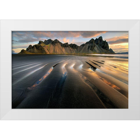 Vestrahorn beach near Hofn in the southeast of Iceland White Modern Wood Framed Art Print by Steve Mohlenkamp