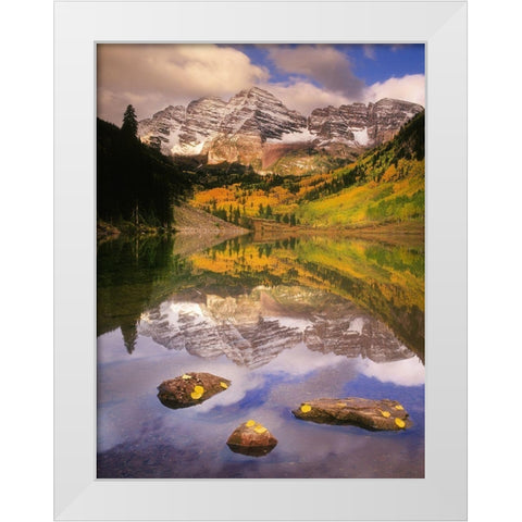 Fall morning at the Maroon Bells in the Rocky Mountains near Aspen Colorado White Modern Wood Framed Art Print by SMO