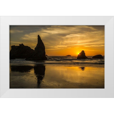 Oregon-Bandon Beach-Wizards Hat-sunset-sun star White Modern Wood Framed Art Print by Jaynes Gallery
