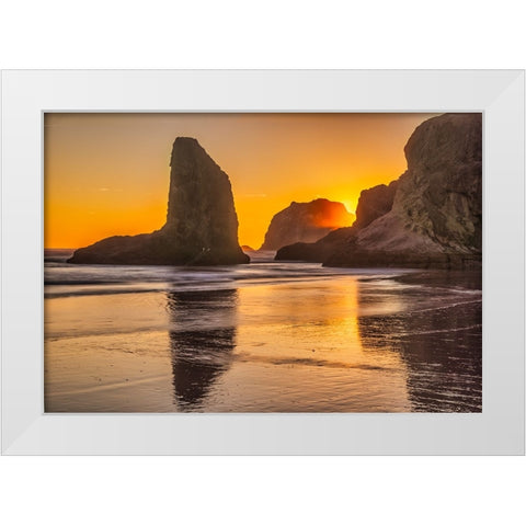 Bandon Beach-Oregon White Modern Wood Framed Art Print by Ford, John