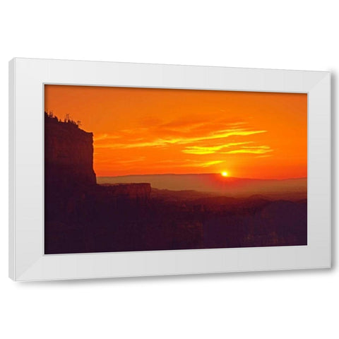 UT, Bryce Canyon, Agua Canyon Sunrise on hoodoos White Modern Wood Framed Art Print by Welling, Dave