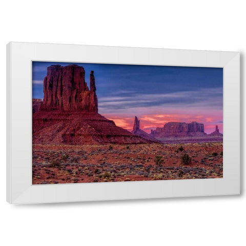 Utah, Monument Valley Eroded rock formations White Modern Wood Framed Art Print by OBrien, Jay