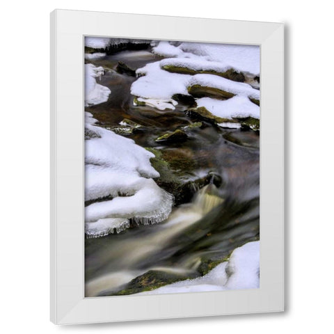 West Virginia, Blackwater Falls Flowing stream White Modern Wood Framed Art Print by OBrien, Jay
