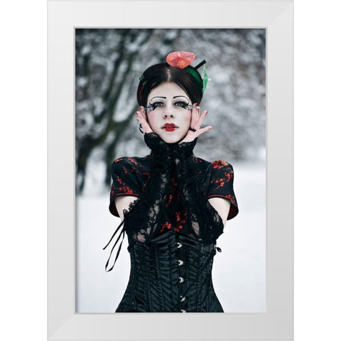 Geisha White Modern Wood Framed Art Print by Ligacova, Klaudia