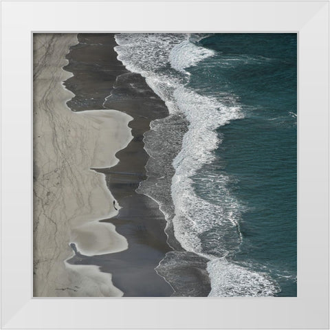 Running Waves White Modern Wood Framed Art Print by Molenaar, Lex