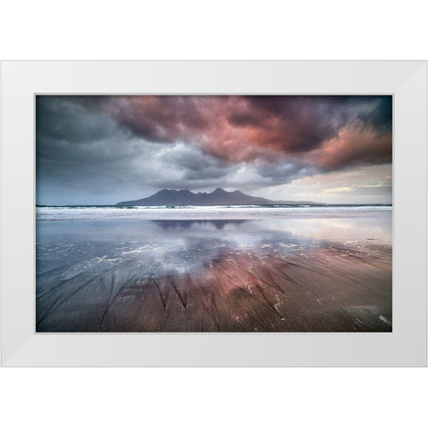 Laig Beach White Modern Wood Framed Art Print by Marchegiani, Roberto