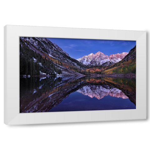 Maroon Bells Twilight White Modern Wood Framed Art Print by Xu, Mei