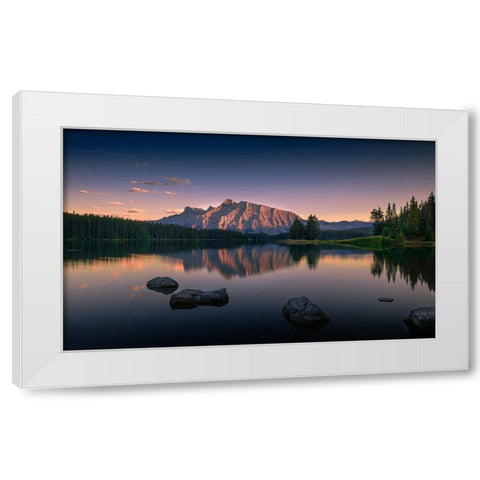 Serenity White Modern Wood Framed Art Print by Dai, Wei