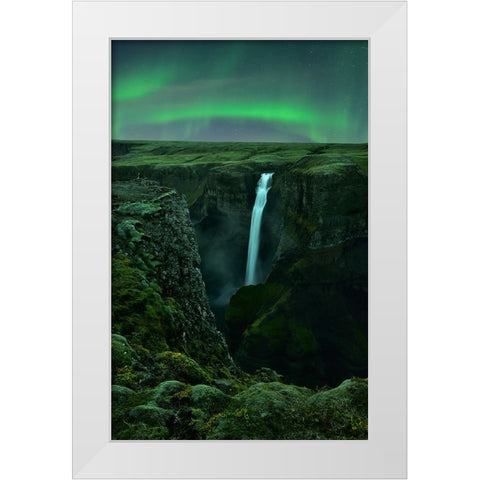 Green Night White Modern Wood Framed Art Print by Xu, Mei