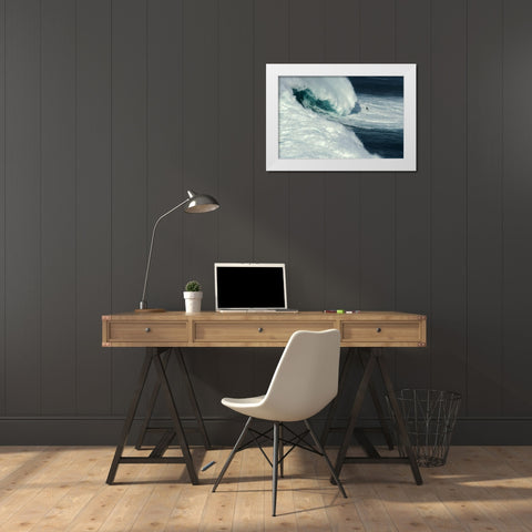 Nazarac North Canyon White Modern Wood Framed Art Print by Correia, Rui