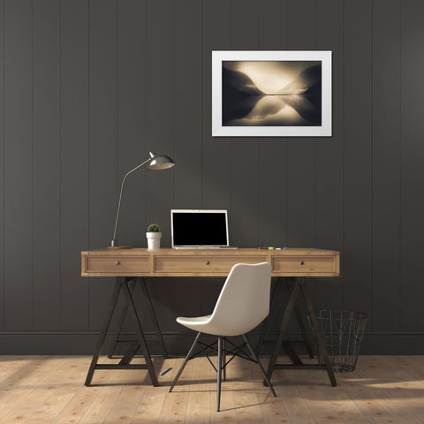 Glow In The Dark White Modern Wood Framed Art Print by Davidsson, Gustav