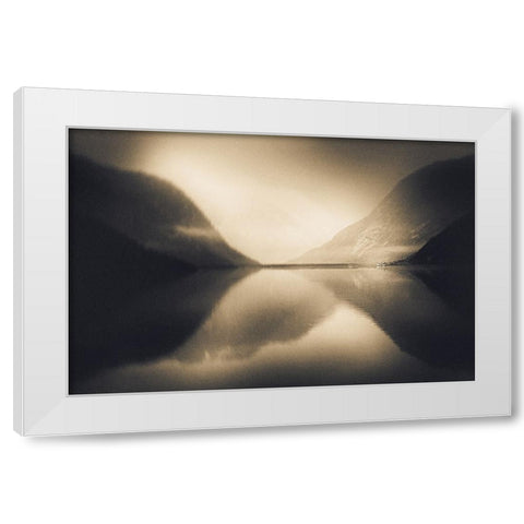 Glow In The Dark White Modern Wood Framed Art Print by Davidsson, Gustav