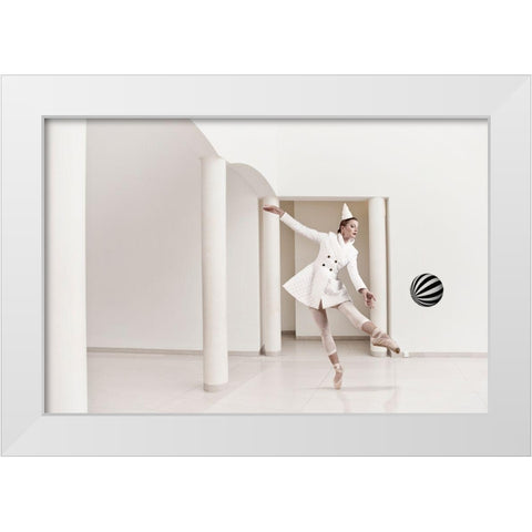La Pulcinella White Modern Wood Framed Art Print by Von Diepenbroek, Christine