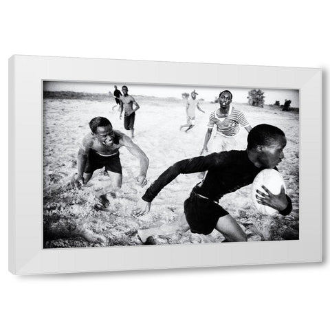 Break White Modern Wood Framed Art Print by Rebro, Marcel