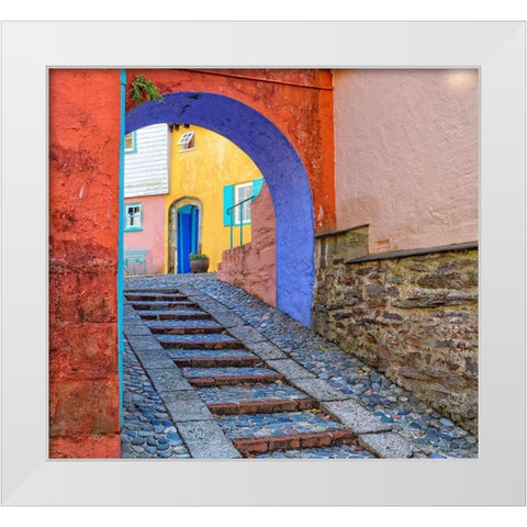 Portmerion White Modern Wood Framed Art Print by Mendoza, Danny