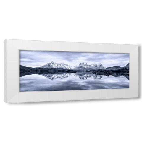 A Quiet Day White Modern Wood Framed Art Print by Guevara Vivanco, Carlos