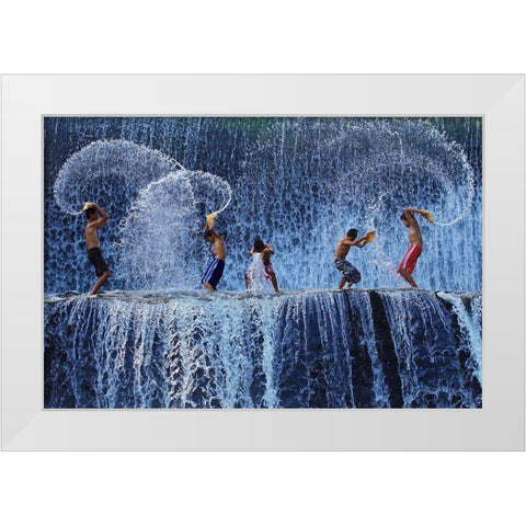 Playing With Splash White Modern Wood Framed Art Print by Muliani Hartojo, Angela
