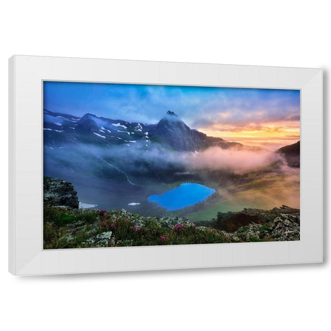 Colorado Paradise White Modern Wood Framed Art Print by Xu, Mei