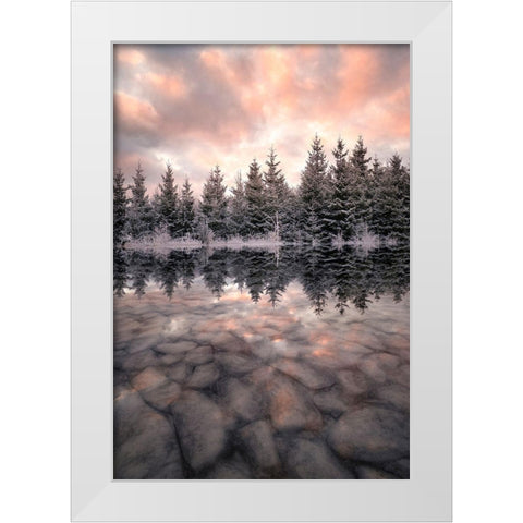 Melting White Modern Wood Framed Art Print by Lindsten, Christian