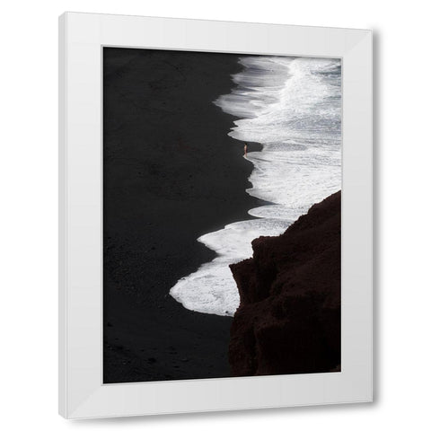 The Beach White Modern Wood Framed Art Print by Sent, Cesare