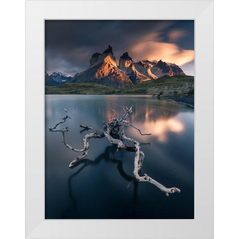 Torres Del Paine White Modern Wood Framed Art Print by Nienartowicz, Karol
