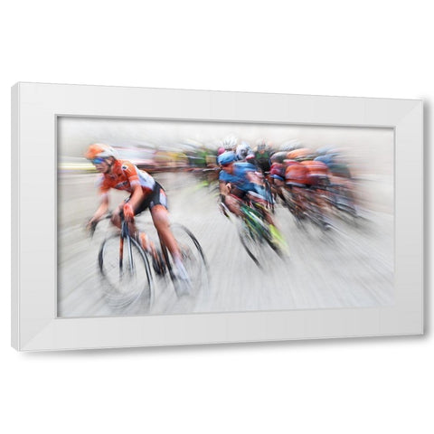 Breakaway White Modern Wood Framed Art Print by Urlings, Lou