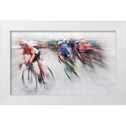 Breakaway White Modern Wood Framed Art Print by Urlings, Lou