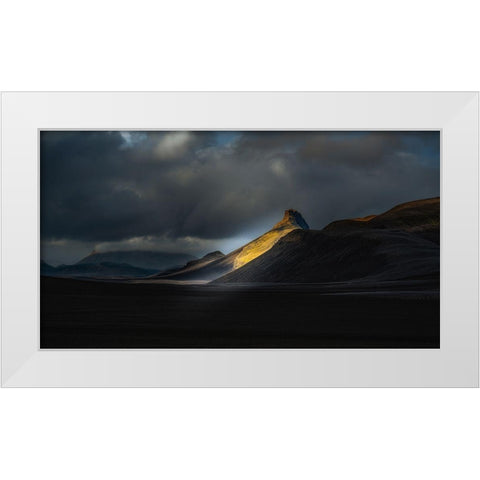 A?Aandsup3;Ristindur - Highlands Iceland White Modern Wood Framed Art Print by Olsson, Ronny