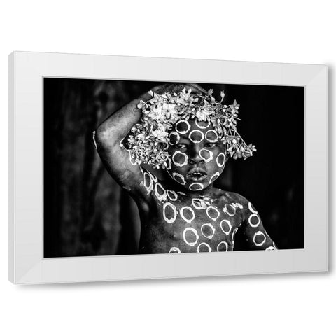 Circles White Modern Wood Framed Art Print by Vidak, Vedran