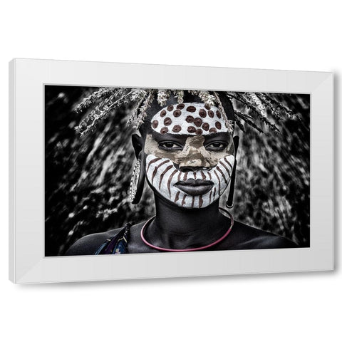 Girl From The Surma Tribe - Ethiopia White Modern Wood Framed Art Print by Inazio Kuesta, Joxe