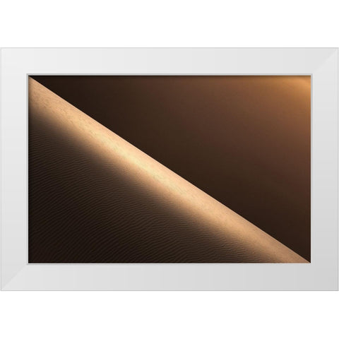 Maranjab Desret White Modern Wood Framed Art Print by Behzad, Majid
