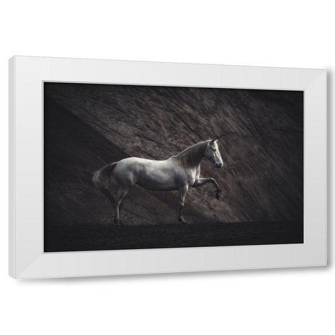 Solitaire White Modern Wood Framed Art Print by Willers, Heike