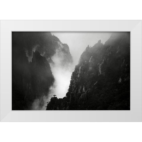 Er?Appaandsup1;-Candfrac34 White Modern Wood Framed Art Print by Wang, Aijun