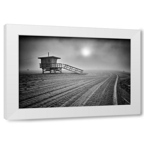 Fog On The Beach - Santa Monica-California White Modern Wood Framed Art Print by Froyda, Martin