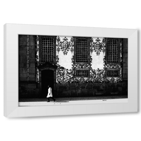 On Circles White Modern Wood Framed Art Print by Abrantes, Paulo