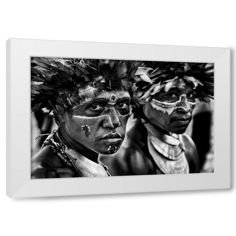Sing Sing Festival - Mt. Hagen - Papua New Guinea White Modern Wood Framed Art Print by Inazio Kuesta, Joxe