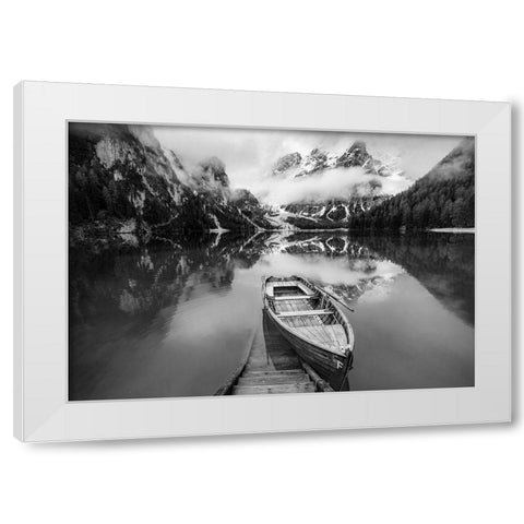 En Blanco Y Negro White Modern Wood Framed Art Print by Lazare, Adrian
