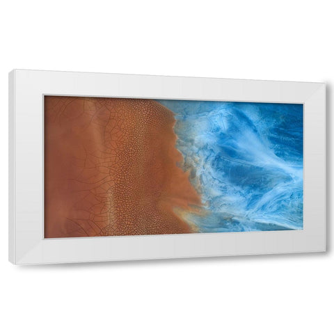 Clash White Modern Wood Framed Art Print by Xu, Mei