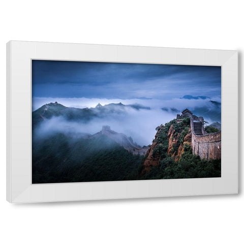 Chinas Jinshanling Great Wall White Modern Wood Framed Art Print by Simoon