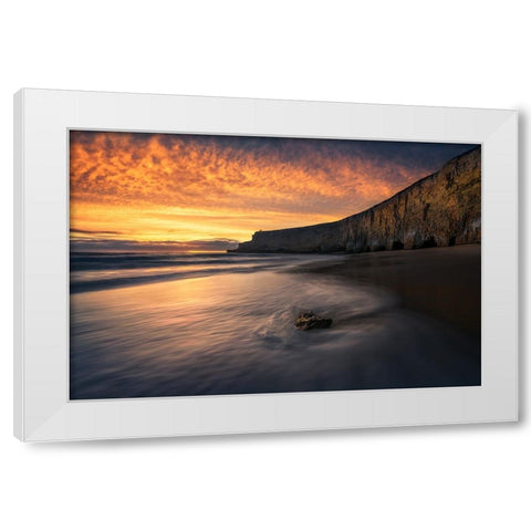 Love Is On The Way White Modern Wood Framed Art Print by Ning, Aidong