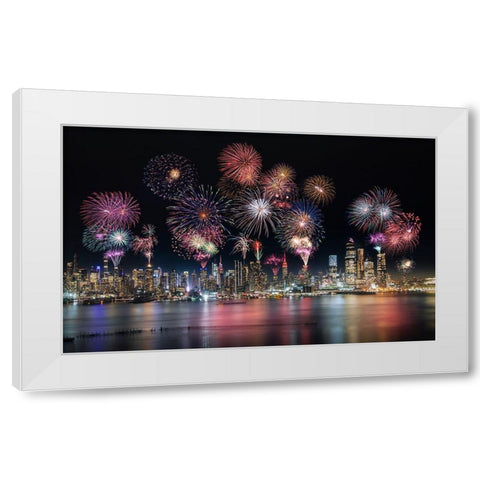 Firework In New York City White Modern Wood Framed Art Print by Dai, Wei