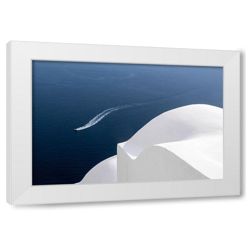 Curved White Modern Wood Framed Art Print by Auerbach, Markus