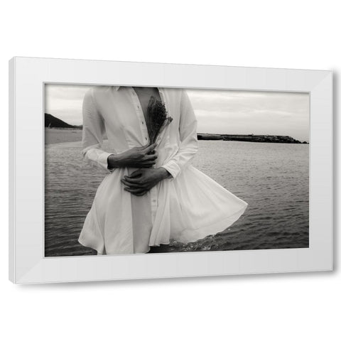 Ebb Tide White Modern Wood Framed Art Print by Ishikura, Takaaki