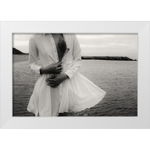 Ebb Tide White Modern Wood Framed Art Print by Ishikura, Takaaki